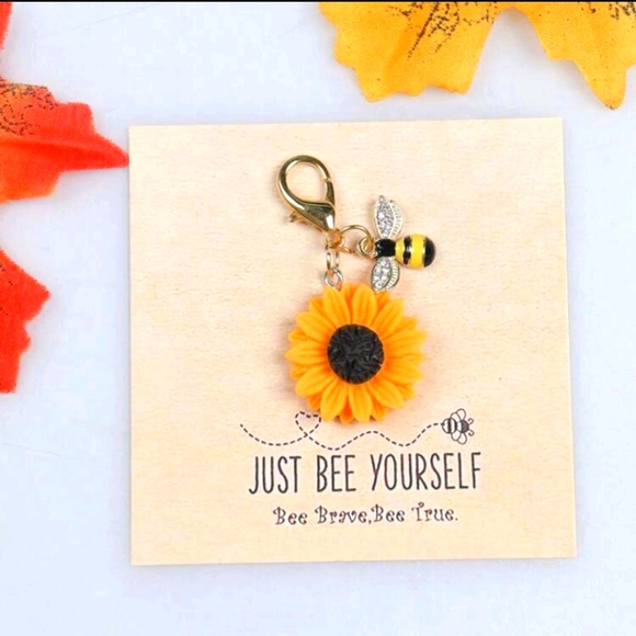 Inspirational Encouragement Zipper Pull or Keychain Accessory - Picture 7 of 8